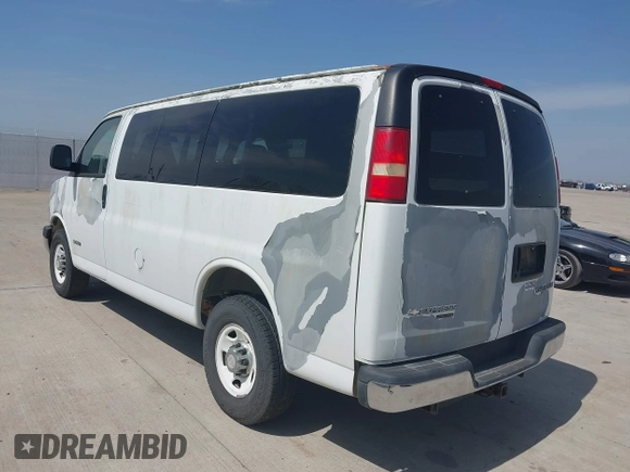 2006 Chevrolet Express Passenger with VIN 1GAHG35U461242216, listed as a IAAI auction lot 41797506 with 195,616 mi miles and . Bid and sale history available at DreamBid. Image 3.