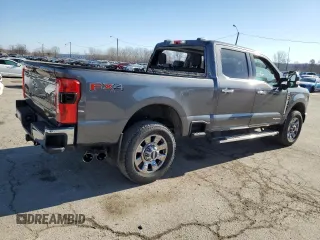 2024 Ford F-350 XL with VIN 1FT8W3BM3REC06545, listed as a Copart auction lot 42999075 with 9,336 mi miles and Salvage Title. Bid and sale history available at DreamBid. Image 3.