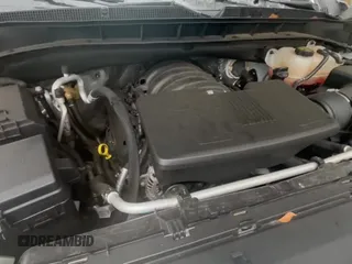 2024 Chevrolet Tahoe Z71 z VIN 1GNSKPKD2RR114061, wystawiony jako Copart lot #91195225 z przebiegiem 23 974 mil mil oraz Czysty tytuł • Clean title. Historia ofert i sprzedaży dostępna na DreamBid. Obrazek 11.