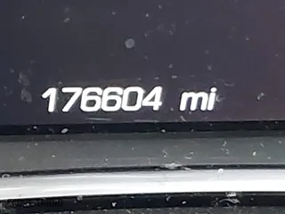 2018 Chevrolet Equinox LT with VIN 2GNAXJEV6J6294739, listed as a IAAI auction lot 41538838 with 176,604 mi miles. Bid and sale history available at carsss.com. Image 15.