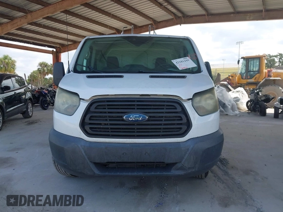 2015 Ford Transit Cargo z VIN 1FTNR1ZMXFKA45161, wystawiony jako IAAI lot #42181449 z przebiegiem 130 096 mil mil oraz . Historia ofert i sprzedaży dostępna na DreamBid. Obrazek 12.
