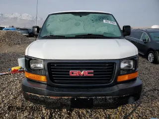 2007 GMC Savana Cargo Van with VIN 1GTFG15X671172541, listed as a Copart auction lot 86310954 with 163,795 mi miles and Salvage Title. Bid and sale history available at carsss.com. Image 5.