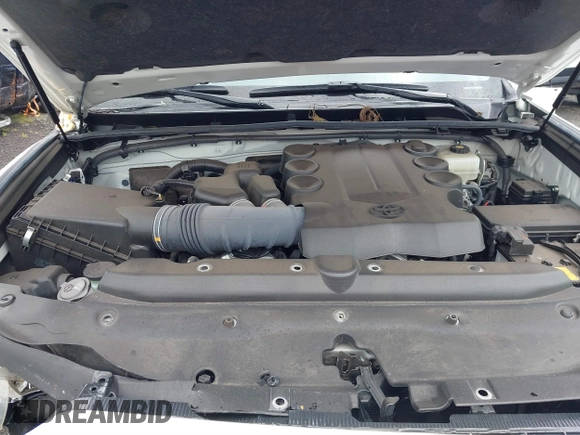 2022 Toyota 4Runner SR5 with VIN JTEMU5JR3N5987585, listed as a IAAI auction lot 41714815 with 38,874 mi miles and . Bid and sale history available at DreamBid. Image 10.