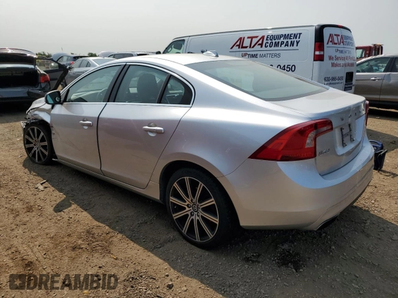 2014 Volvo S60 T6 with VIN YV1902FH4E2279443, listed as a Copart auction lot 69675964 with 88,993 mi miles and Salvage Title. Bid and sale history available at carsss.com. Image 2.
