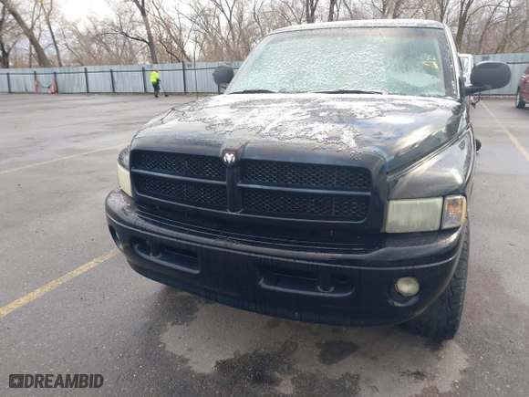 1999 Dodge Ram 1500 with VIN 3B7HF13Z4XM579695, listed as a IAAI auction lot 41795036 with 117,785 mi miles. Bid and sale history available at carsss.com. Image 6.