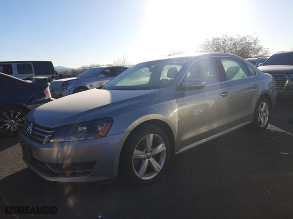 2012 Volkswagen Passat SE with VIN 1VWBP7A39CC054807, listed as a Copart auction lot 44277665 with 113,074 mi miles and Salvage Title. Bid and sale history available at carsss.com. Image 1.