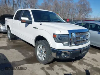 2011 Ford F-150 XL with VIN 1FTFW1EF2BFC17724, listed as a IAAI auction lot 41761099 with 199,709 mi miles. Bid and sale history available at carsss.com. Image 1.