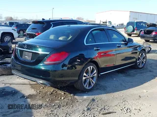 2019 Mercedes-Benz C 300 with VIN 55SWF8DB5KU311316, listed as a IAAI auction lot 41650068 with 68,399 mi miles and . Bid and sale history available at DreamBid. Image 4.