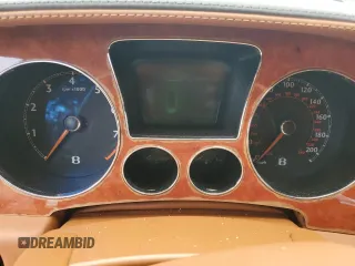 2012 Bentley Flying Spur z VIN SCBBR9ZA3CC071780, wystawiony jako Copart lot #54342015 z przebiegiem Nie podano mil oraz Szkody całkowita. Historia ofert i sprzedaży dostępna na DreamBid. Obrazek 9.