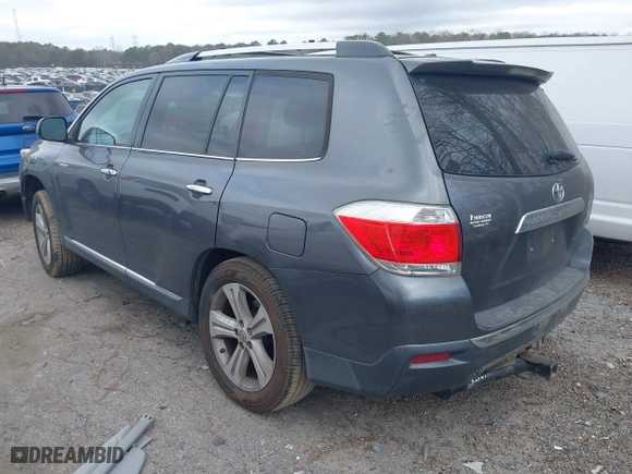2013 Toyota Highlander Limited with VIN 5TDYK3EH5DS142408, listed as a IAAI auction lot 41713419 with 193,278 mi miles. Bid and sale history available at carsss.com. Image 3.