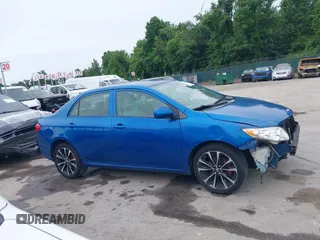 2010 Toyota Corolla z VIN 2T1BU4EE4AC503045, wystawiony jako IAAI lot #42351498 z przebiegiem 133 249 mil mil oraz . Historia ofert i sprzedaży dostępna na DreamBid. Obrazek 13.