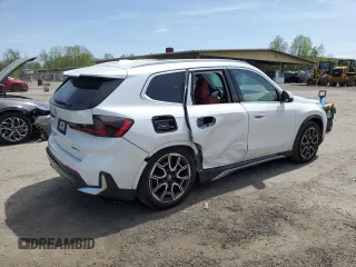 2024 BMW X1 xDrive28i с VIN WBX73EF0XR5Z53148, выставлен на аукционе Copart как лот 55283615 с пробегом 8 907 миль миль и Списание • Salvage title. История ставок и продаж доступна на DreamBid. Изображение 3.