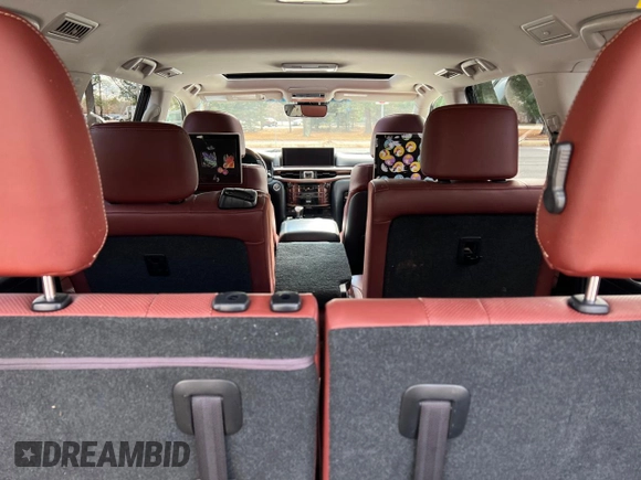 2016 Lexus LX 570 with VIN JTJHY7AX7G4203810, listed as a Copart auction lot 80800914 with 296,703 mi miles and Clean Title. Bid and sale history available at DreamBid. Image 9.
