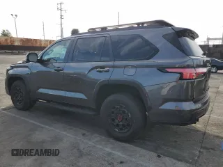 2025 Toyota Sequoia SR5 with VIN 7SVAAABA5SX053838, listed as a Copart auction lot 43636405 with 1,553 mi miles and Salvage Title. Bid and sale history available at carsss.com. Image 2.