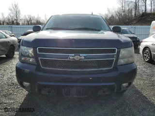 2009 Chevrolet Suburban LT w/1LT with VIN 1GNFK26349R240430, listed as a Copart auction lot 43215215 with 228,316 mi miles and Clean Title. Bid and sale history available at carsss.com. Image 5.