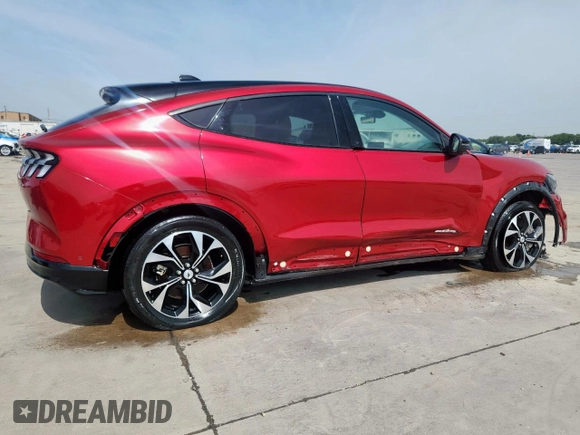 2021 Ford Mustang Mach-E Premium z VIN 3FMTK3SU5MMA03399, wystawiony jako Copart lot #62532305 z przebiegiem 50 427 mil mil oraz Szkoda całkowita • Salvage title. Historia ofert i sprzedaży dostępna na DreamBid. Obrazek 3.