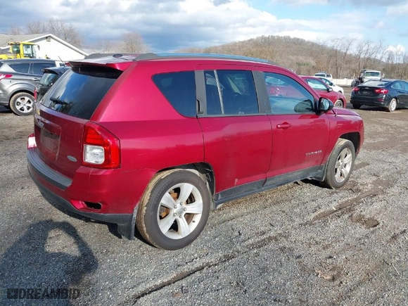 2012 Jeep Compass Latitude with VIN 1C4NJDEBXCD697985, listed as a IAAI auction lot 41653985 with 151,492 mi miles. Bid and sale history available at carsss.com. Image 4.