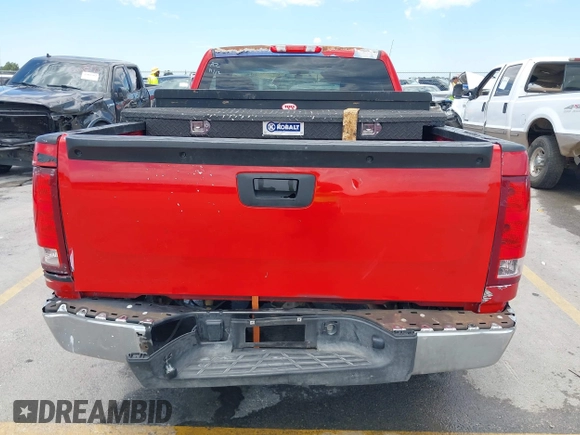 2013 GMC Sierra 1500 Work Truck z VIN 1GTN1TEX9DZ343031, wystawiony jako IAAI lot #42467228 z przebiegiem 238 563 mil mil oraz . Historia ofert i sprzedaży dostępna na DreamBid. Obrazek 17.