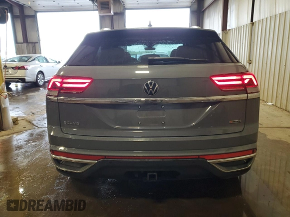 2021 Volkswagen Atlas SEL Premium z VIN 1V2TE2CA0MC220420, wystawiony jako Copart lot #56583215 z przebiegiem 27 662 mil mil oraz Szkoda całkowita • Salvage title. Historia ofert i sprzedaży dostępna na DreamBid. Obrazek 6.