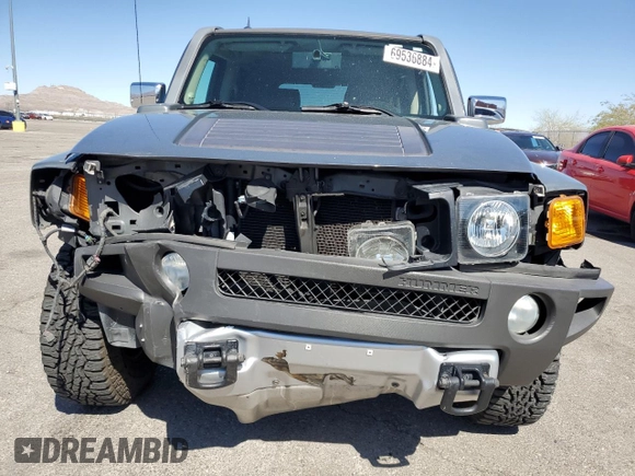 2008 Hummer H3 SUV with VIN 5GTEN13E888129999, listed as a Copart auction lot 69536884 with 119,059 mi miles and Salvage Title. Bid and sale history available at carsss.com. Image 5.