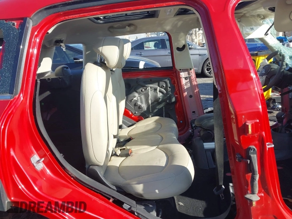 2014 MINI Countryman S with VIN WMWZC3C54EWP26355, listed as a IAAI auction lot 41654476 with Not Provided miles and . Bid and sale history available at DreamBid. Image 8.