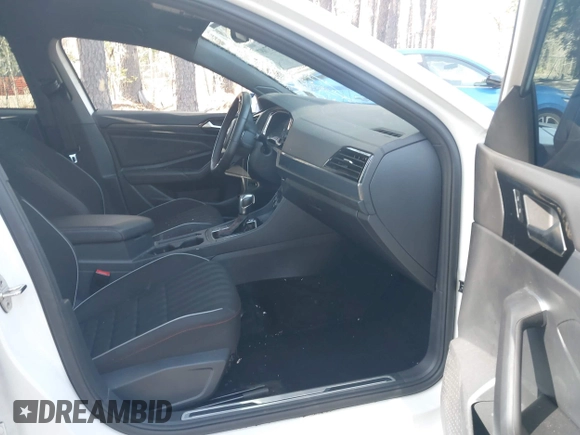 2020 Volkswagen Jetta GLI S with VIN 3VW6T7BUXLM038747, listed as a IAAI auction lot 41937087 with 71,831 mi miles and . Bid and sale history available at DreamBid. Image 5.