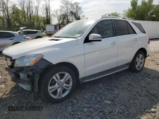 2015 Mercedes-Benz M with VIN 4JGDA5JB1FA569935, listed as a Copart auction lot 53106585 with 26,400 mi miles and Salvage Title. Bid and sale history available at carsss.com. Image 1.