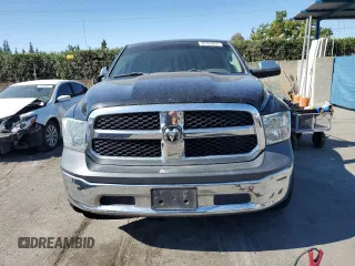 2016 Ram 1500 Tradesman z VIN 1C6RR6KM1GS306677, wystawiony jako Copart lot #72783884 z przebiegiem Nie podano mil oraz Szkoda całkowita • Salvage title. Historia ofert i sprzedaży dostępna na DreamBid. Obrazek 5.
