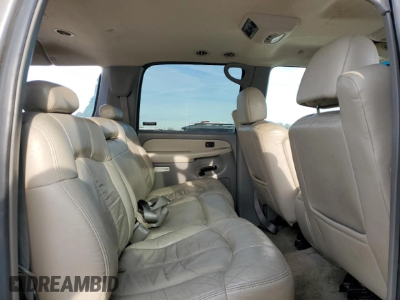 2002 Chevrolet Suburban Z71 с VIN 3GNFK16Z42G220151, выставлен на аукционе Copart как лот 44304335 с пробегом 223 194 миль миль и Списание • Salvage title. История ставок и продаж доступна на DreamBid. Изображение 11.