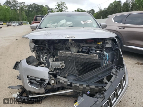 2019 Jeep Compass Limited z VIN 3C4NJCCB9KT664241, wystawiony jako Copart lot #50925025 z przebiegiem 132 986 mil mil oraz Szkoda całkowita • Salvage title. Historia ofert i sprzedaży dostępna na DreamBid. Obrazek 5.