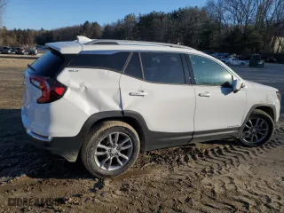 2024 GMC Terrain SLT with VIN 3GKALVEGXRL166349, listed as a Copart auction lot 47609045 with 28,034 mi miles and Salvage Title. Bid and sale history available at carsss.com. Image 3.