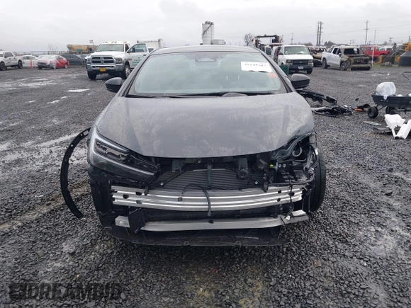 2024 Toyota Prius LE z VIN JTDADABU4R3015000, wystawiony jako IAAI lot #41147221 z przebiegiem 4 411 mil mil oraz . Historia ofert i sprzedaży dostępna na DreamBid. Obrazek 13.