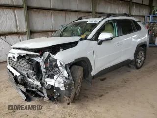 2023 Toyota RAV4 XLE Premium z VIN 2T3A1RFV6PW350523, wystawiony jako Copart lot #48952685 z przebiegiem 8 934 mil mil oraz Szkoda całkowita • Salvage title. Historia ofert i sprzedaży dostępna na DreamBid. Obrazek 1.