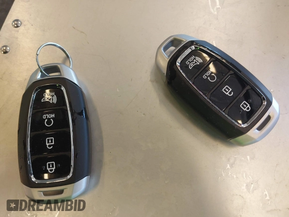 2024 Hyundai Venue Limited with VIN KMHRC8A39RU299012, listed as a IAAI auction lot 40918628 with 7,955 mi miles and . Bid and sale history available at DreamBid. Image 11.