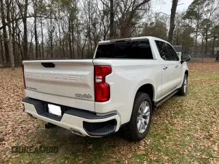 2020 Chevrolet Silverado 1500 High Country with VIN 3GCUYHED1LG442158, listed as a Copart auction lot 42304805 with 0 mi miles and Clean Title. Bid and sale history available at carsss.com. Image 4.
