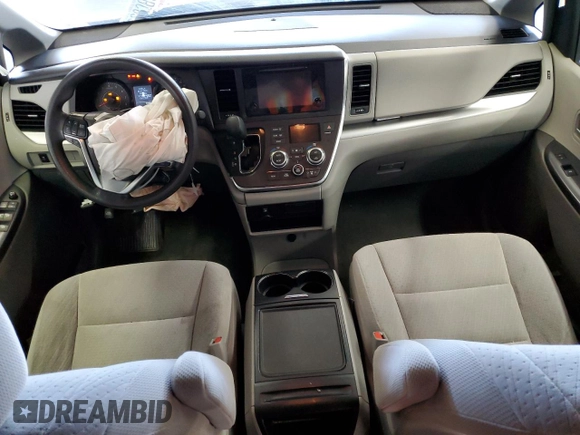 2015 Toyota Sienna LE AAS с VIN 5TDKK3DC1FS571821, выставлен на аукционе Copart как лот 57348545 с пробегом 120 014 миль миль и Списание • Salvage title. История ставок и продаж доступна на DreamBid. Изображение 8.