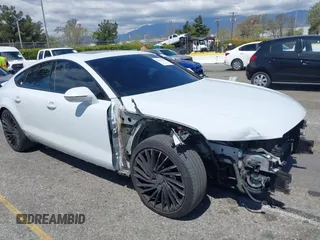 2017 Audi A7 Premium Plus с VIN WAUW2AFC5HN080144, выставлен на аукционе IAAI как лот 41949137 с пробегом 177 605 миль миль и . История ставок и продаж доступна на DreamBid. Изображение 1.