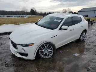 2022 Maserati Levante GT with VIN ZN661XUA4NX393176, listed as a Copart auction lot 43787815 with 36,279 mi miles and Salvage Title. Bid and sale history available at carsss.com. Image 1.