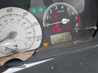 2004 Scion xA z VIN JTKKT624940065382, wystawiony jako IAAI lot #41162850 z przebiegiem 205 122 mil mil oraz . Historia ofert i sprzedaży dostępna na DreamBid. Obrazek 15.