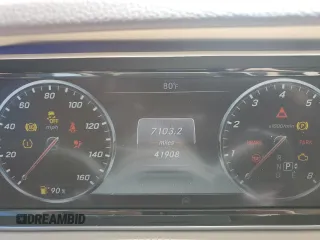 2015 Mercedes-Benz S 550 z VIN WDDUG8CB8FA132215, wystawiony jako Copart lot #54054825 z przebiegiem 41 908 mil mil oraz Szkoda całkowita • Salvage title. Historia ofert i sprzedaży dostępna na DreamBid. Obrazek 9.