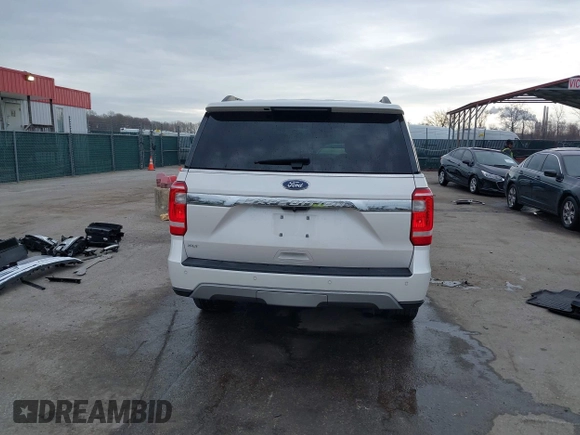 2019 Ford Expedition XLT with VIN 1FMJU1JT9KEA80164, listed as a IAAI auction lot 41907871 with 28,407 mi miles. Bid and sale history available at carsss.com. Image 17.