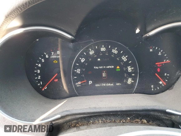 2014 Kia Sorento SX with VIN 5XYKWDA72EG483308, listed as a Copart auction lot 54110245 with 174,104 mi miles and Clean Title. Bid and sale history available at carsss.com. Image 9.
