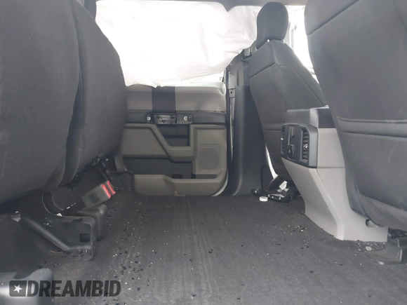 2019 Ford F-150 XL with VIN 1FTEW1E56KFB25731, listed as a IAAI auction lot 41864352 with 1 mi miles. Bid and sale history available at carsss.com. Image 8.