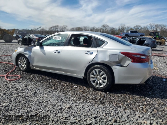 2018 Nissan Altima SR with VIN 1N4AL3AP2JC117125, listed as a Copart auction lot 49644115 with Not Provided miles and Salvage Title. Bid and sale history available at DreamBid. Image 2.