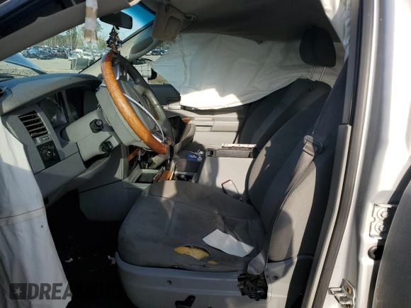 2009 Chrysler Aspen Limited with VIN 1A8HW58P59F707677, listed as a Copart auction lot 51377035 with 169,755 mi miles and Salvage Title. Bid and sale history available at DreamBid. Image 7.