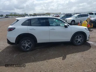 2025 Honda HR-V EX-L z VIN 3CZRZ1H78SM738630, wystawiony jako IAAI lot #41944020 z przebiegiem 4006 mil mil oraz . Historia ofert i sprzedaży dostępna na DreamBid. Obrazek 13.