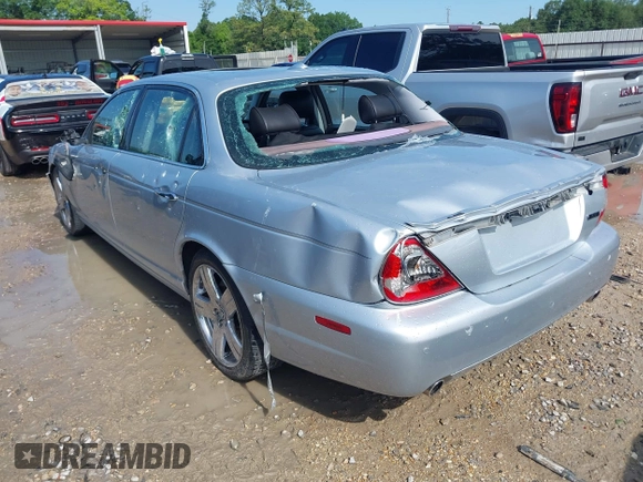 2008 Jaguar XJ Vanden Plas with VIN SAJWA82B28SH28394, listed as a IAAI auction lot 42115179 with 97,846 mi miles and . Bid and sale history available at DreamBid. Image 3.