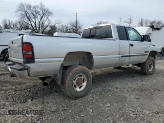 2002 Dodge 2500 z VIN 3B7KF23652M254130, wystawiony jako Copart lot #46287245 z przebiegiem 213 577 mil mil oraz Szkoda całkowita • Salvage title. Historia ofert i sprzedaży dostępna na DreamBid. Obrazek 3.