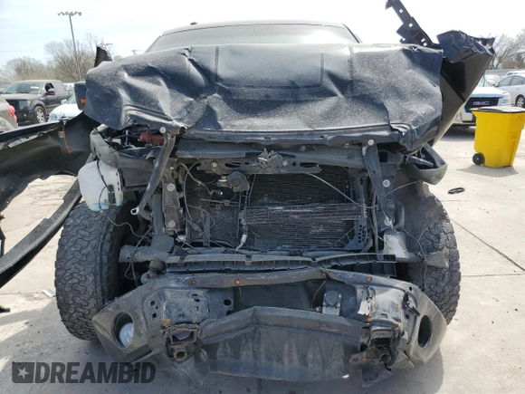 2014 Ford F-150 z VIN 1FTFX1E6XEFA37795, wystawiony jako Copart lot #49431105 z przebiegiem 136 250 mil mil oraz Szkoda całkowita • Salvage title. Historia ofert i sprzedaży dostępna na DreamBid. Obrazek 5.