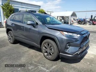 2023 Toyota RAV4 Hybrid XLE Premium z VIN JTMB6RFV5PD080395, wystawiony jako Copart lot #54899515 z przebiegiem 9 190 mil mil oraz Szkoda całkowita • Salvage title. Historia ofert i sprzedaży dostępna na DreamBid. Obrazek 4.